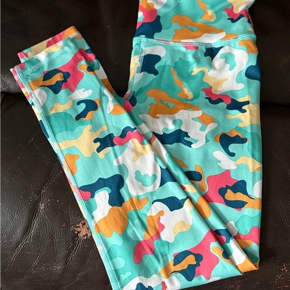 Women’s Colorful Camouflage Leggings, Size Small